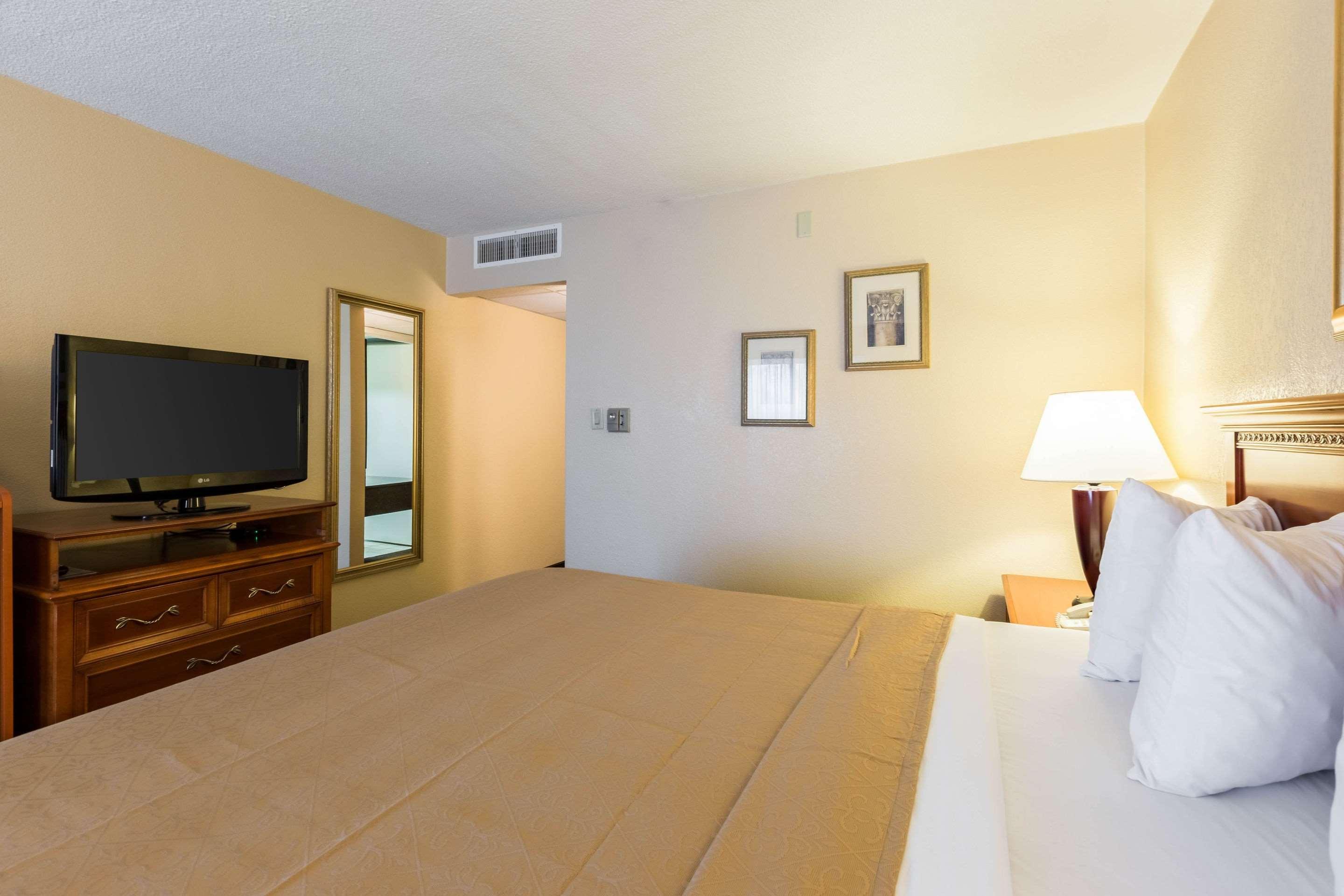 Quality Inn And Conference Center I-80 Grand Island Doniphan Ngoại thất bức ảnh