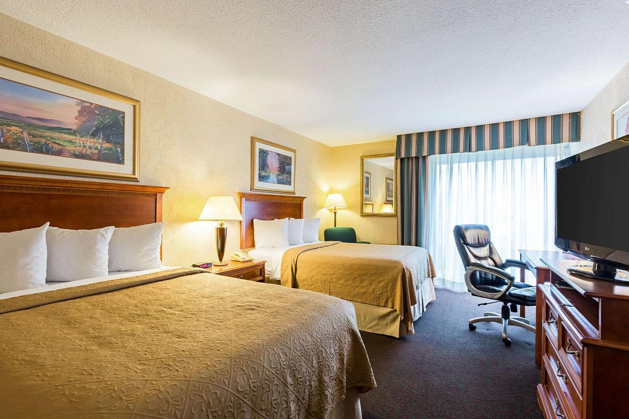 Quality Inn And Conference Center I-80 Grand Island Doniphan Ngoại thất bức ảnh