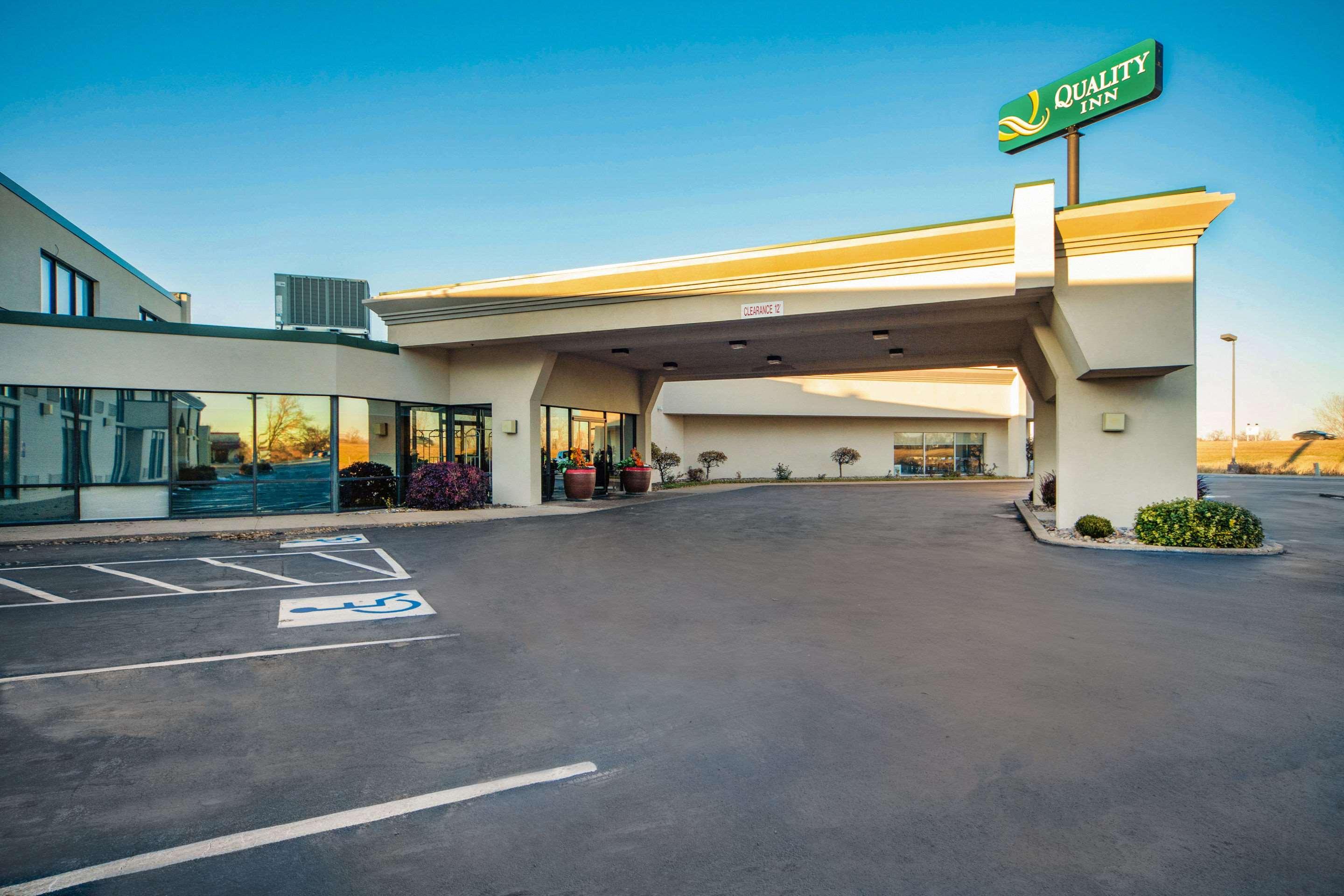 Quality Inn And Conference Center I-80 Grand Island Doniphan Ngoại thất bức ảnh