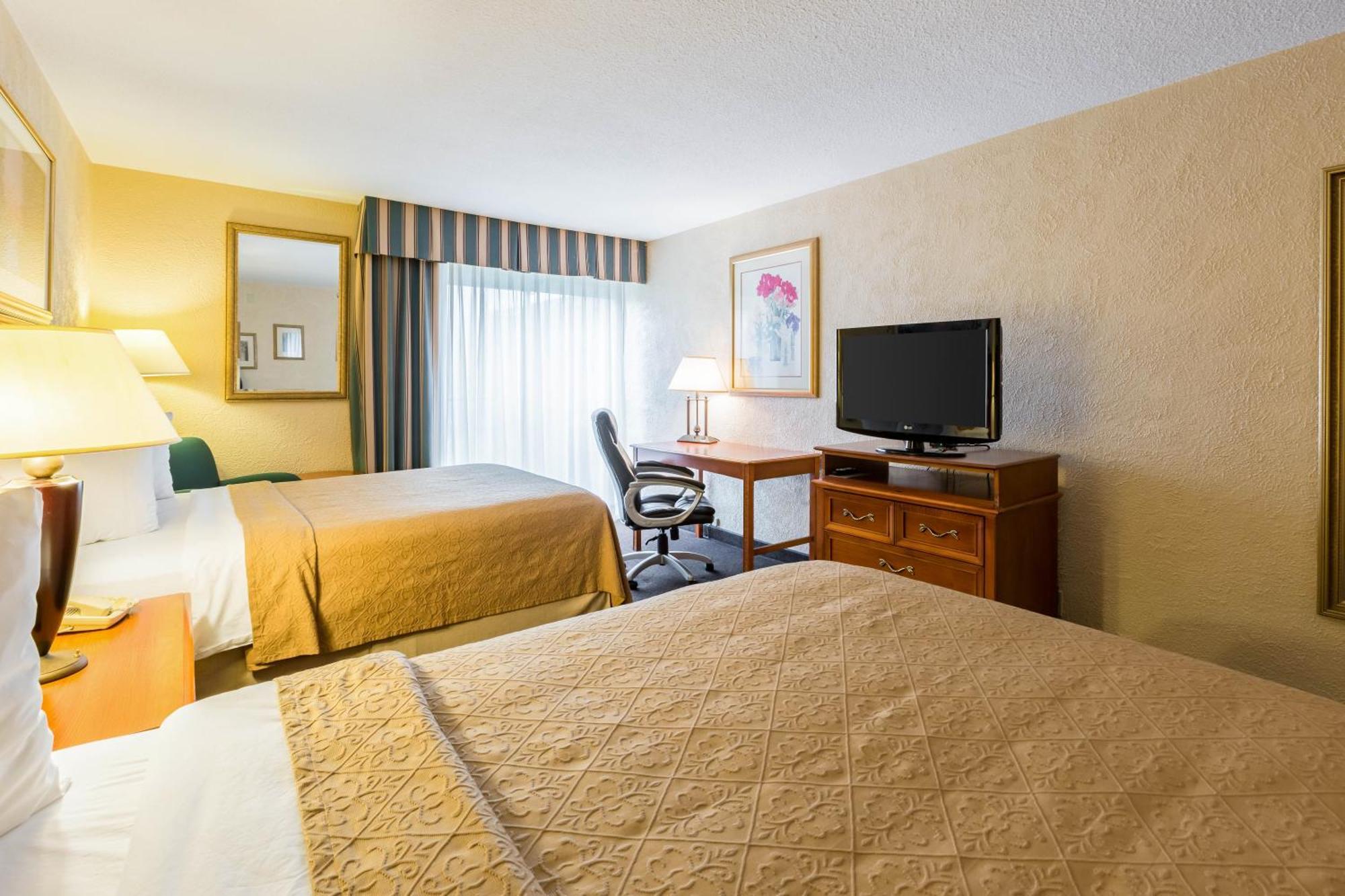Quality Inn And Conference Center I-80 Grand Island Doniphan Ngoại thất bức ảnh